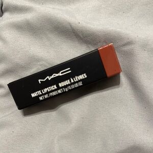 MAC Cosmetics Matte Lipstick - Velvet Teddy